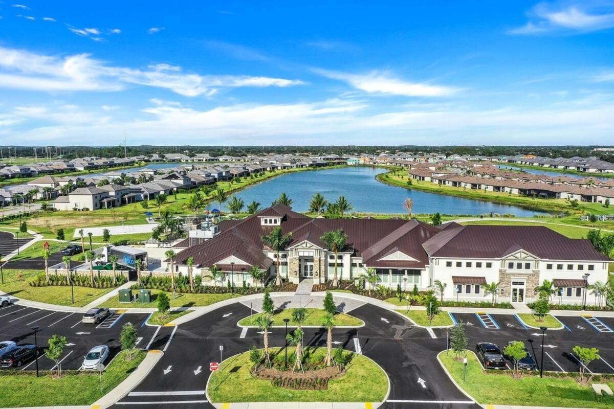 Beautiful Home In Paradise Gateway Exterior photo